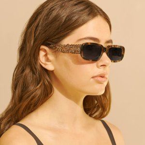 NWT Amber Sceats Maison Sunglasses